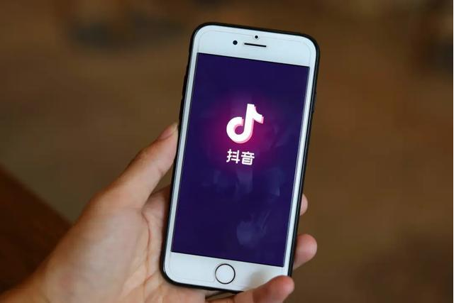 抖音视频赚钱_抖音看视频赚钱是真的假的_抖音上面的赚钱视频是真的吗